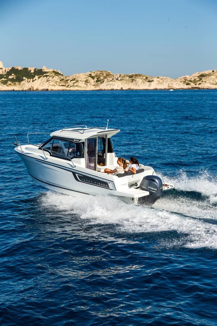 Merry Fisher 605 S2 3